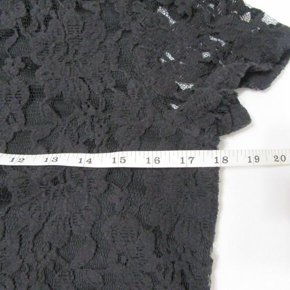 Saks Fifth Avenue Black Crochet Lace Top
New - Picture 7 of 8